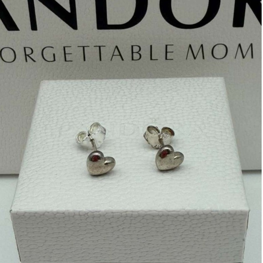 Pandora S925 Heart Stud Earrings – Like New